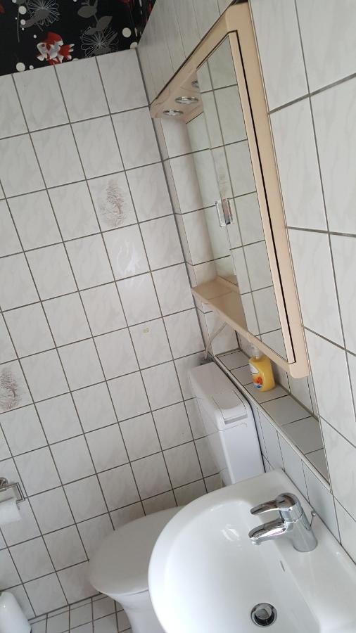 Monteur Apartment Scarlett Hagen  Eksteriør billede